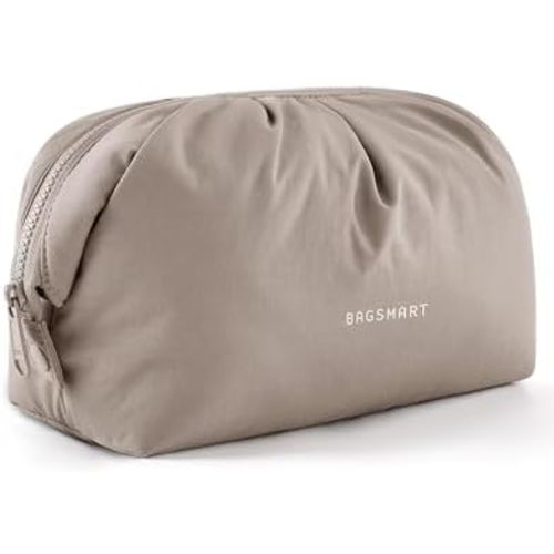BAGSMART Makeup Bag Travel Makeup Bag, Cute Make Up Bag, Large Capacity Cosmetic Bags for Women, Wide-open Makeup Pouch Travel Essentials Toiletries Accessories Brushes (Camel)