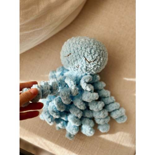 Ollie The Calming Octopus – Light Blue