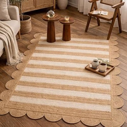 HOMEMONDE Scalloped Hand-Braided Jute Area Rug | Handwoven Reversible Boho Farmhouse Carpet for Living Room, Bedroom, Kitchen & Entryway | 6' x 9' | Off White