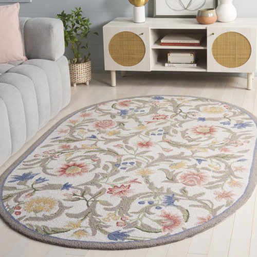 Hollander Handmade Hooked Wool Area Rug