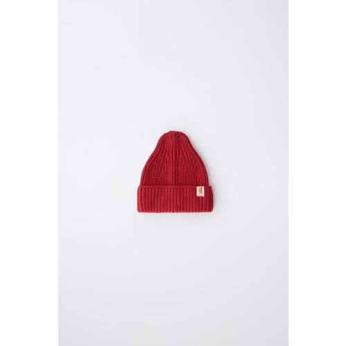 KNIT BEANIE WITH LABEL - Red | ZARA Canada
