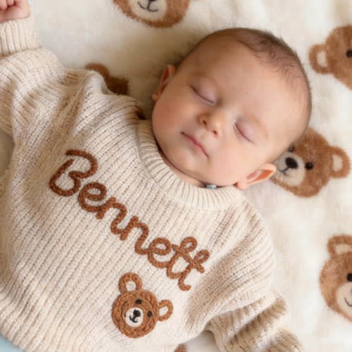 Personalized Baby Sweater, Custom Name Sweater with Bear, Embroidered Baby Outfit, Teddy Beary 1st Birthday Sweater, First Birthday Gift