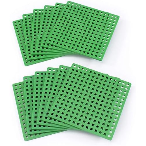 PLUS PLUS – Green Baseplate, 12 Pack – Base Accessory for Building and displaying Creations, 4.5 X 4.5 inches, Construction Building STEM | STEAM Toy for Kids