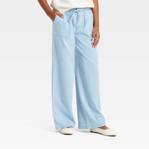 Girls' Wide Leg Chambray Pull-On Pants - Cat & Jack™ Light Wash S