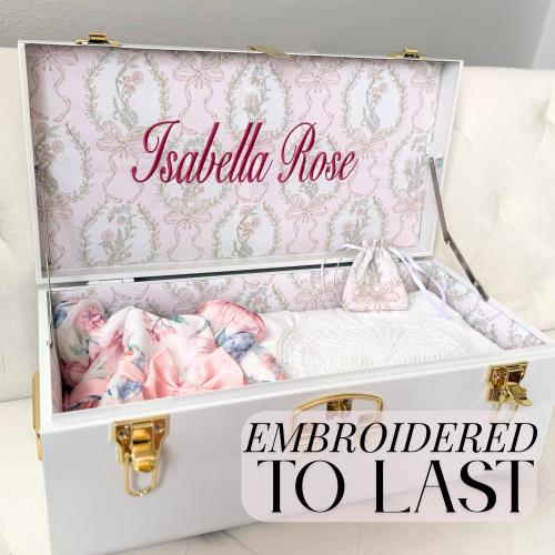Personalized Baby Keepsake Trunk Large Storage Gift for Newborn Nursery Gift Monogram Design Custom Chest Infant Present Gender Reveal Box