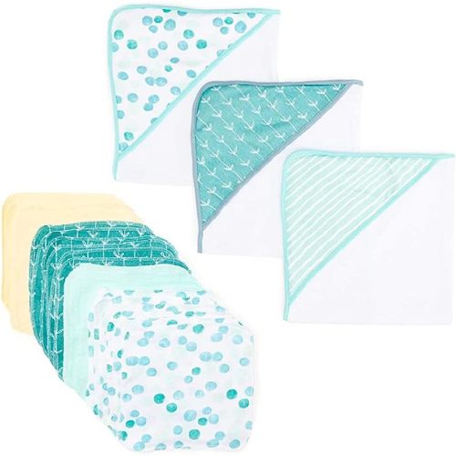 Spasilk Bath Hooded Towels & Washcloths Set for Babies, 23-Piece Gift Set, Green Dots