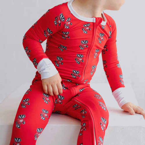 Wisconsin One-Piece: Cozy Bamboo Zippered Outfit for Fans