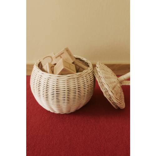 SMALL BERRY-SHAPED RATTAN STORAGE BASKET