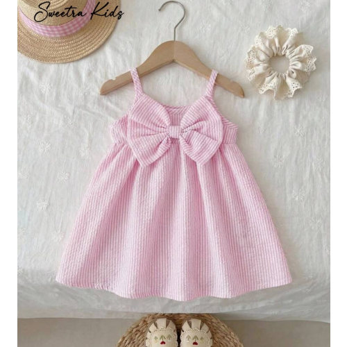 SHEIN 0-3 Years Old Baby Girl Fashionable Elegant Cute Casual Minimalist Textured Fabric Pink Striped Sleeveless Dress | SHEIN USA