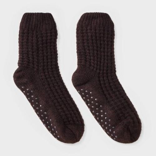 Women's Waffle Sweater Knit Reading Crew Socks with Faux Shearling Lining and Grippers - Auden™ Brown 4-10