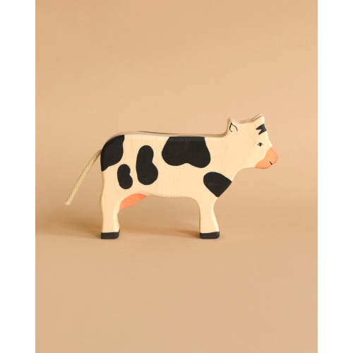 Holztiger Black Cow, Standing