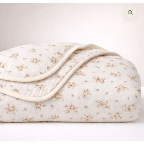 Dainty Floral Muslin Quilt | Nursery Bedding | Oilo™ Studio