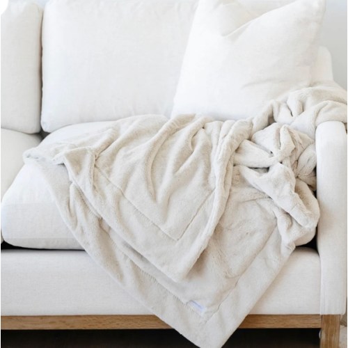 LUSH THROW BLANKETS