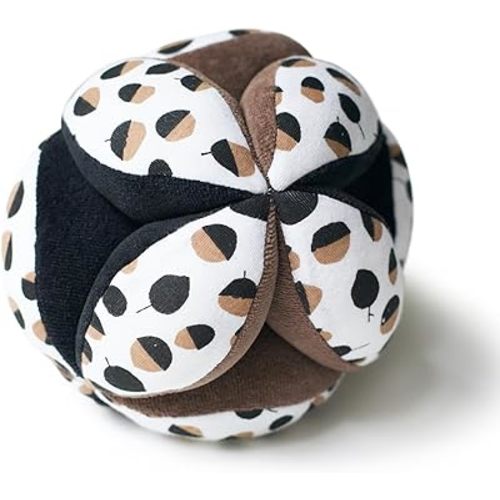 Wee Gallery Montessori Clutch Ball, Soft Cotton Visual Sensory Toys for Babies, Easy to Hold Baby Developmental Toy for Infant Play