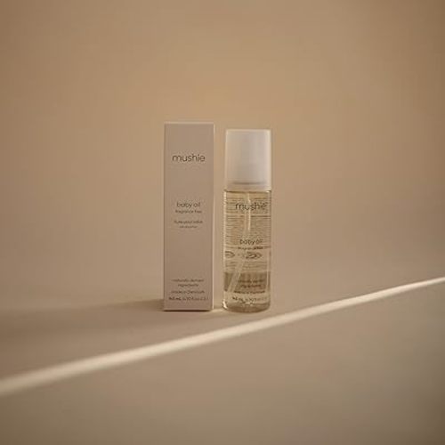 mushie Organic Baby Oil | Hypoallergenic, Lightweight to Prevent Moisture Loss | Certified COSMOS ORGANIC | Made in Denmark, 4.9 fl oz (145 mL)