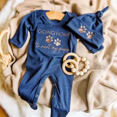 Embroidered "Going Home to Meet My Pups" Romper: Newborn Outfit for Dog Lovers