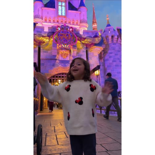 Charlotte's Disneyland Annual Pass