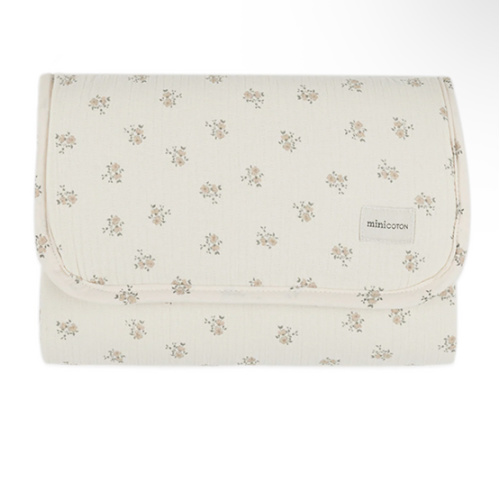 Folded Blossom Rose Changing Mat · Minicoton