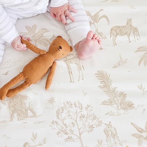 MakeMake Organics Organic Full Fitted Sheet Set GOTS Certified Organic Cotton Fitted Sheet with Pillowcase Ultra Soft Non Toxic Breathable Hypoallergenic Animals Theme Room (Full, Safari)