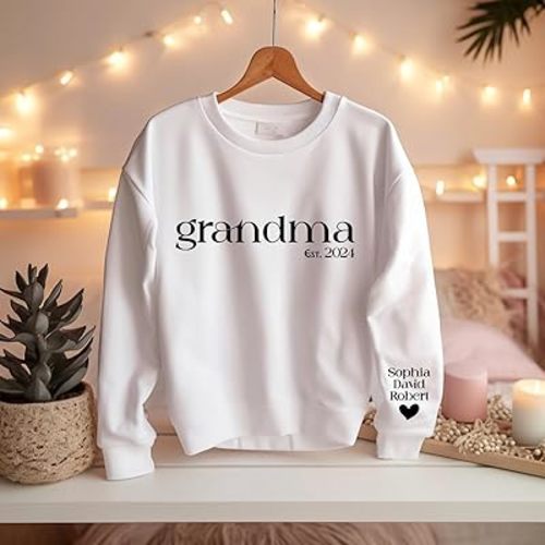 Personalized Grandma - Mom Christmas Sweatshirts with Grandkids Names, Custom Mama, Nana, Gigi, Hoodies, Mom - Grandma Gifts for Christmas with Kids Name Granny Sweatshirts Multicolor