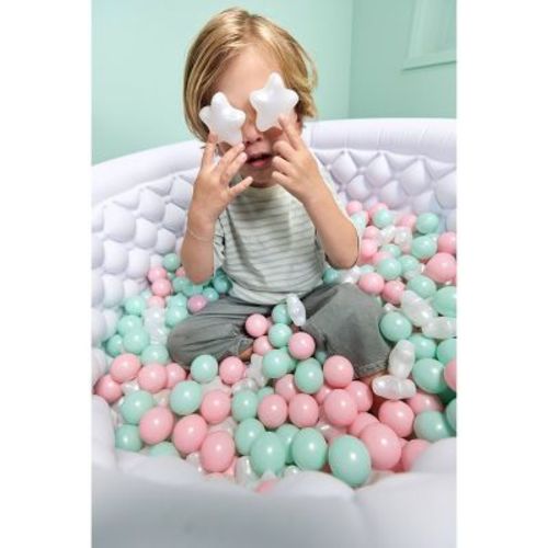 Little Tikes Inflatable Ball Pit with 250 Balls