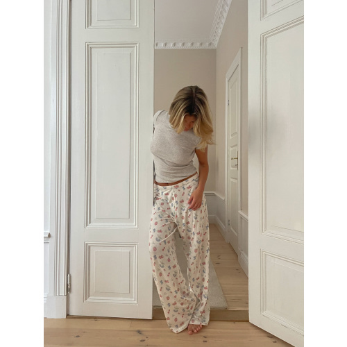 Go Slow Pants Summer Berries