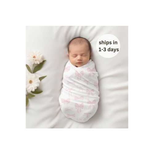 Bow swaddle  | bow swaddle  | Baby Shower Gift | Personalized swaddle | Baby name swaddle | hospital blanket | newborn photo prop