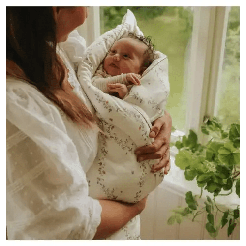 Brands We Love Botanical Berries Baby Duvet Set - Ivory by Janie and Jack