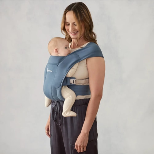 Shop Embrace Baby Carrier For Newborn | Ergobaby US