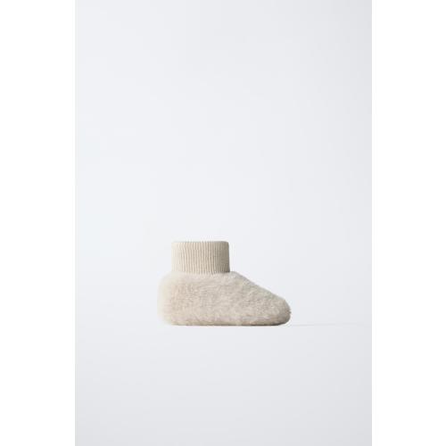 ANIMAL SLIPPERS - Off White