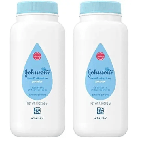 Johnson's Baby Naturally Derived Cornstarch Baby Powder with Aloe and Vitamin E for Delicate Skin, Hypoallergenic and Free of Parabens, Phthalates, and Dyes for Gentle Baby Skin Care, 1.5 oz