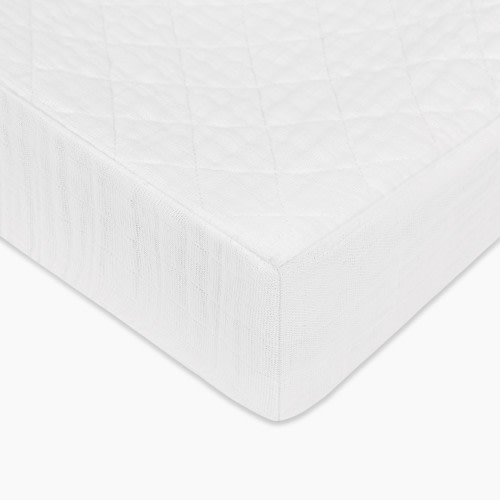 babyletto Quilted Changing Pad Cover in GOTS Certified Organic Muslin Cotton - White