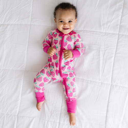 Sweet Strawberries Bamboo Viscose Zippy