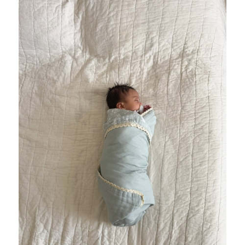 Daphne Icy Blue Floral Blanket and Crib Sheet SET