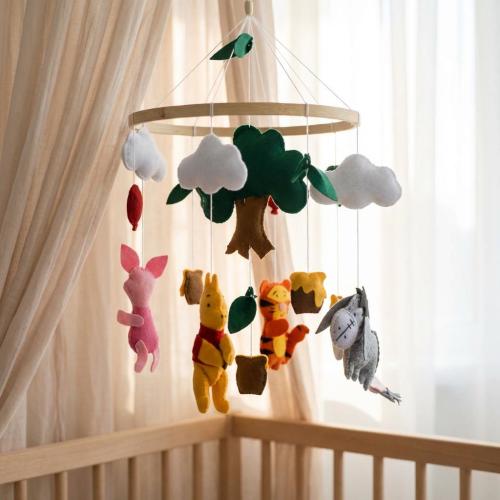Winnie Baby Mobile, Felt Crib Mobile, Neutral Nursery Decor, Woodland Baby Mobile, Baby Shower Gift, Handmade Mobile
