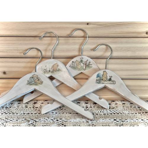 Winnie the Pooh Nursery Hanger - Children&#39;s Hangers - Baby Shower Gift - Winnie the Pooh Hangers - Nursery Hangers - Hangers