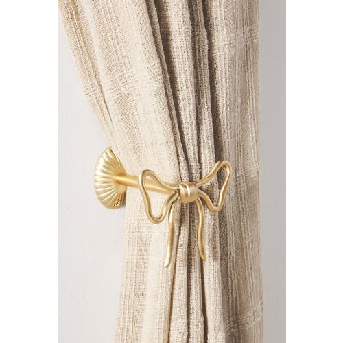 Natalia Bow Tieback