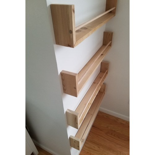 NUSERY BOOK SHELF