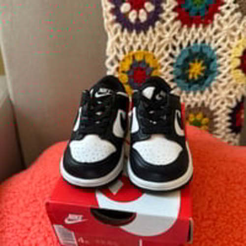 Baby Nike Dunk Low Panda Size 4C