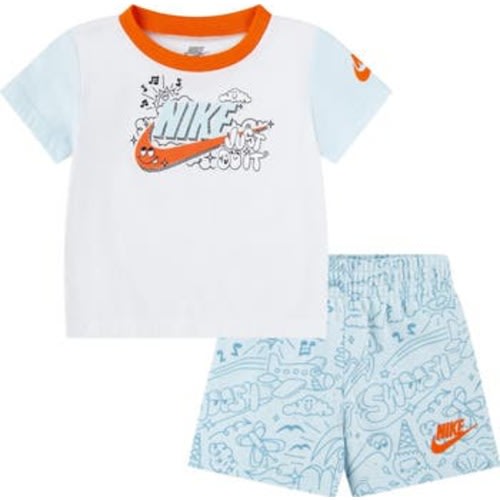 Nike Logo Graphic T-Shirt & Print Shorts Set | Nordstromrack