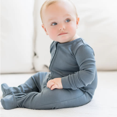 Peyton Zipper Sleeper