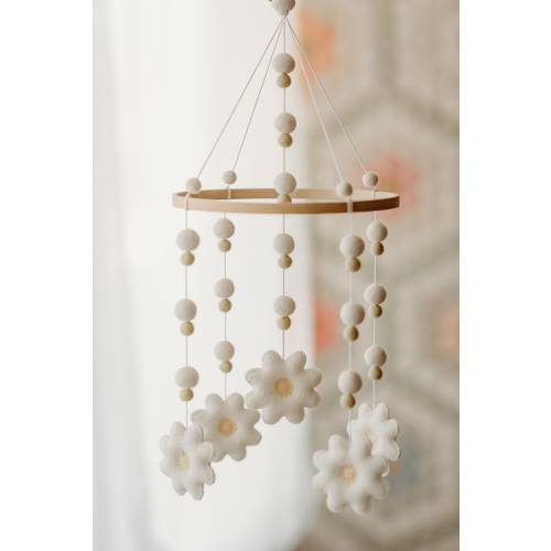 Handmade Chamomile Floral Crib Mobile, Wool Felt Nursery Decor