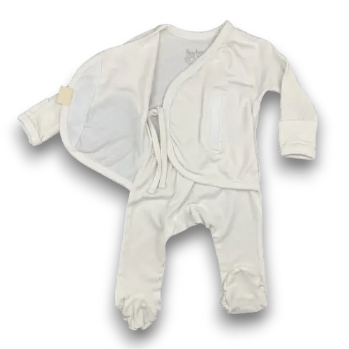 Skin-to-Skin Onesie – A Newborn Nest