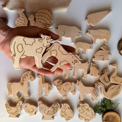 25 pcs Wooden Farm animals and birds with burnt lines without coating, Wooden Farm animals toys figurines, Wooden farm birds toys figurines