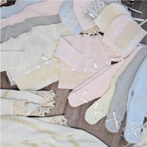 Castelli in blue/white lace