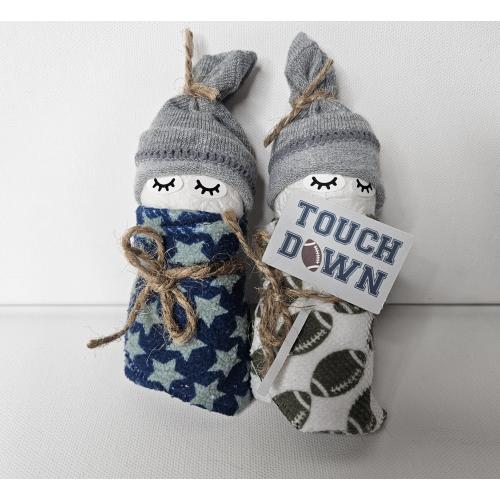 Football Your choice of Colors Baby Shower Gift Set Washcloth Diaper Babies Set Diaper Socks Washcloth Daddy to be Pregnancy Announcement