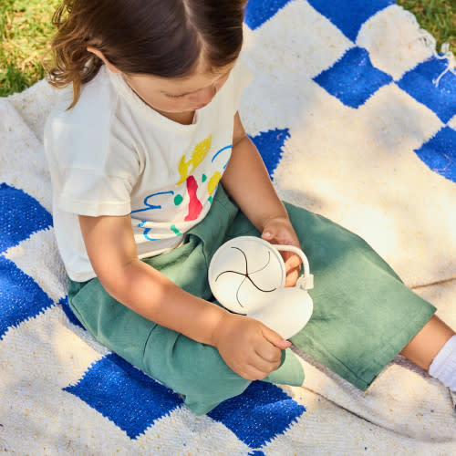 Lalo Snack Cup in Oatmeal