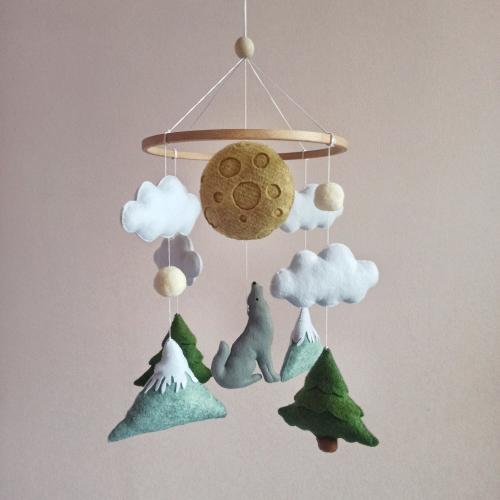 Howling Wolf Baby Mobile, Woodland Mobile Nursery Decor, Forest Shower Gift