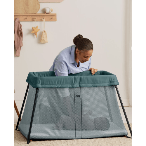 BabyBjörn Travel Crib Light