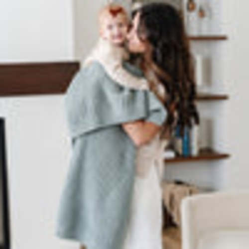 Waffle Knit Receiving Blanket for Babies | Saranoni | Saranoni